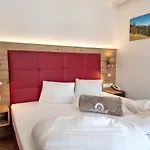 Hotel Edelweiss