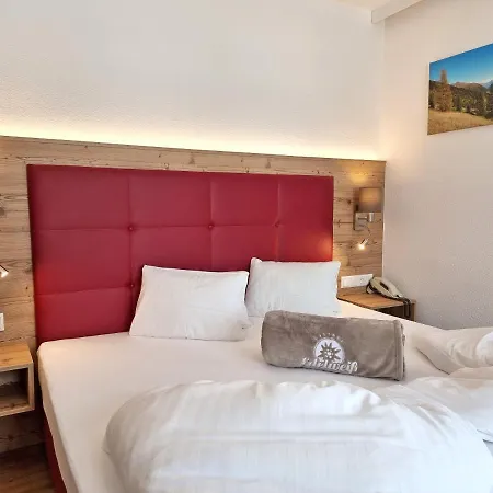 Hotel Edelweiss