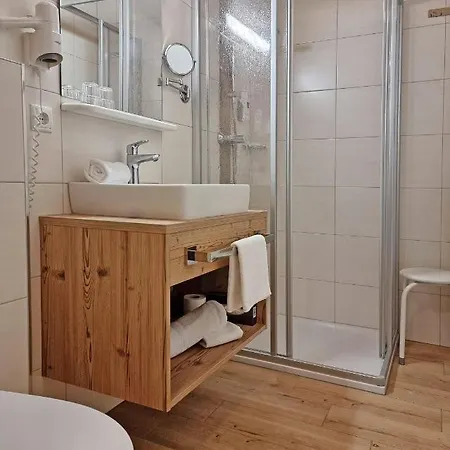 Edelweiss 3*