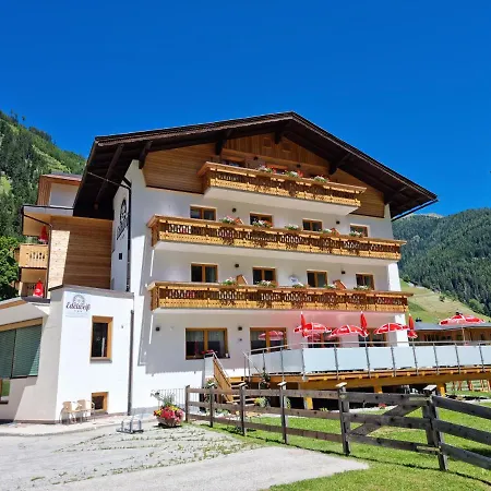 Hotel Edelweiss 3*